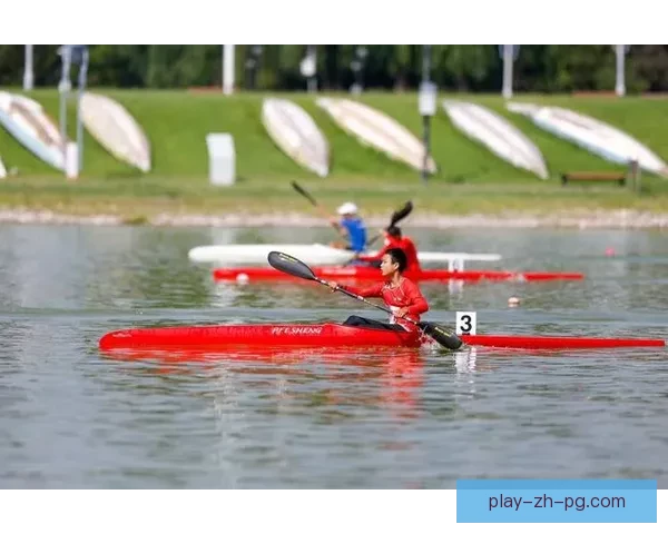 赛艇技巧大揭秘：如何提升划艇速度和稳定性